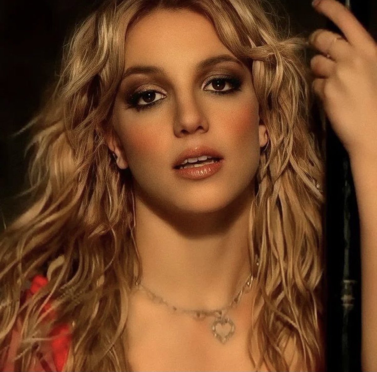 Aaron 🩵 tweet media