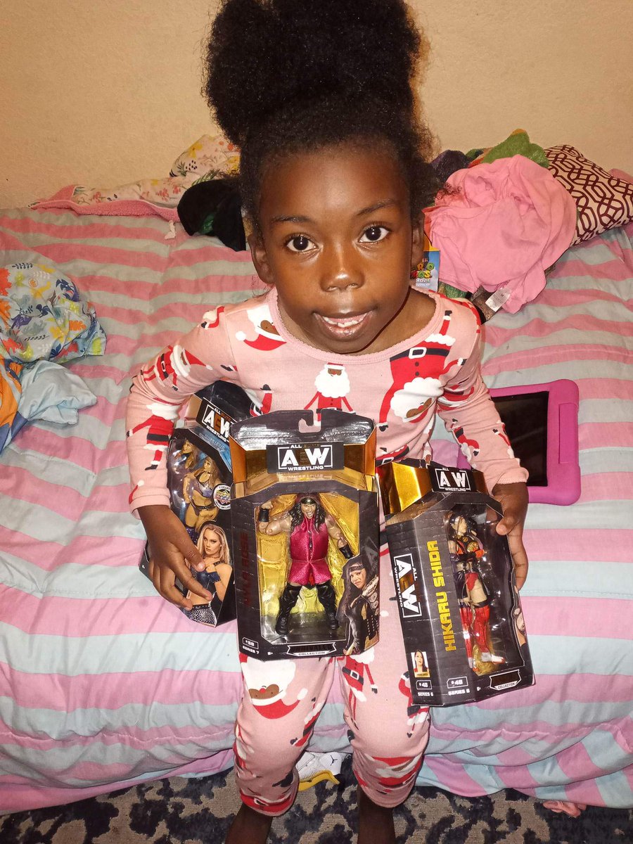 TrillGCC305's tweet image. My Kai&apos;Liyah women wrestlers figures collection is continuing to grow with now adding @annajay___ @NylaRoseBeast &amp;amp; @shidahikaru @AEWbyJazwares. Can&apos;t wait to see what matches she books next. #AEW #AEWDynamite #AEWDark #AEWRampage