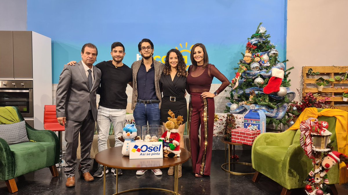 Cerramos el año con entrevista platicando de lo que nos dejó el año y los planes del 2023 🎥🎶 nueva música se acerca #canal9 #tucasaaldía