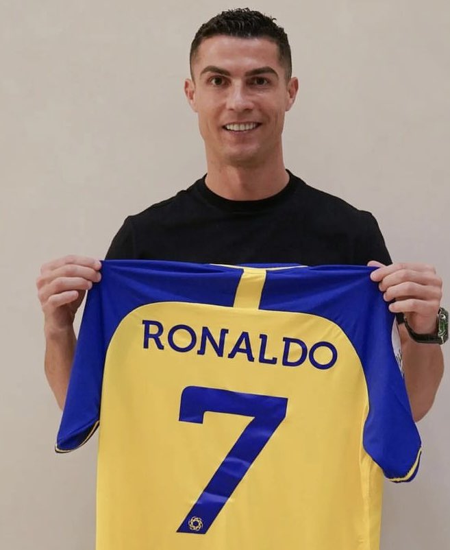 cstenzo's tweet image. Non non non non pas ça cris