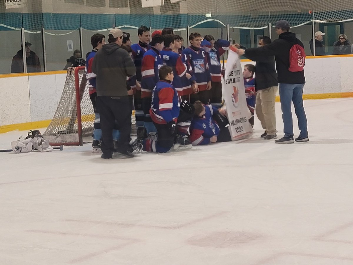 Your Rosedale Rangers brought home the WIN!! 5-0 in the Dofasco house league Christmas tournamnet!