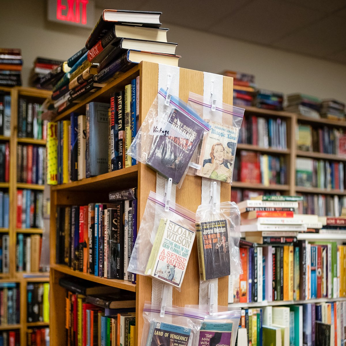 UnderCharlies's tweet photo. Take your pick! Our selection is perfection, so every choice is a great one. #ShopLocalABQ #NewMexicoTrue #PureNM #UnderCharliesCovers #FineUsedBooks #NMBookstore #PageTurner #BookLovers https://t.co/lisJlGIuqp