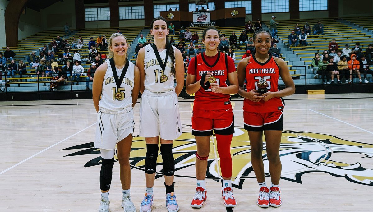 Northside wins the Neosho Holiday Classic championship.

Erianna Gooden and Karys Washington (MVP) named to the All-Tournament team for the Grizzlies.
