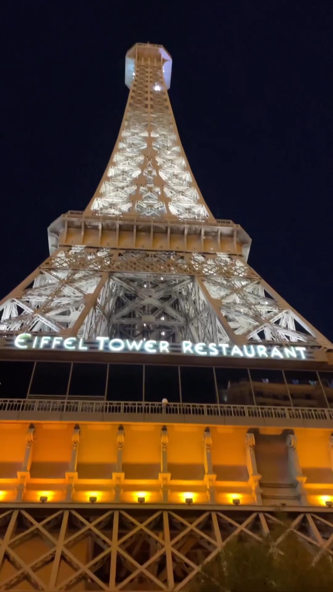 Paris Las Vegas on X: Au Revoir 2022, Bonjour 2023!✨ Merci to