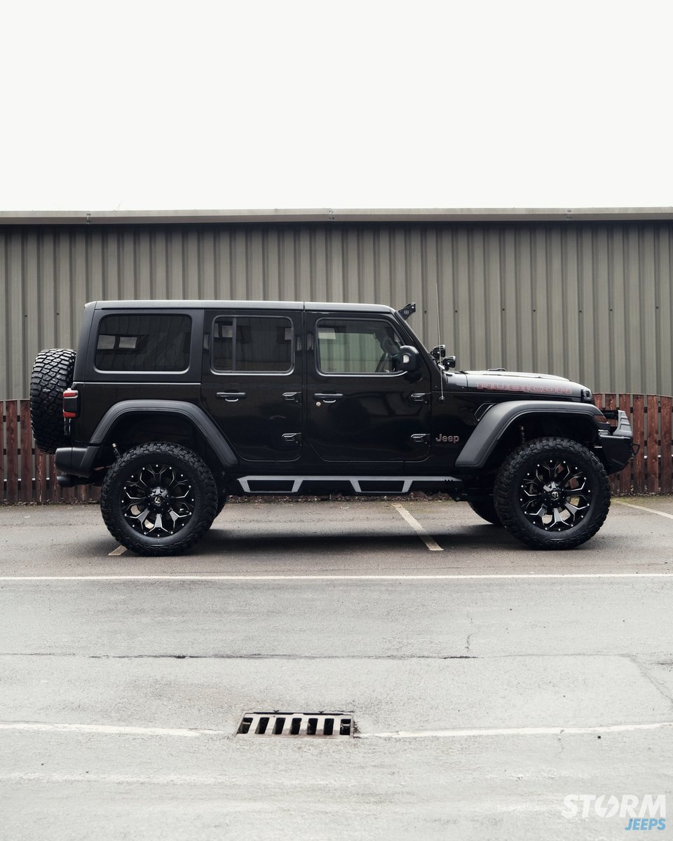 Storm Jeeps tweet media