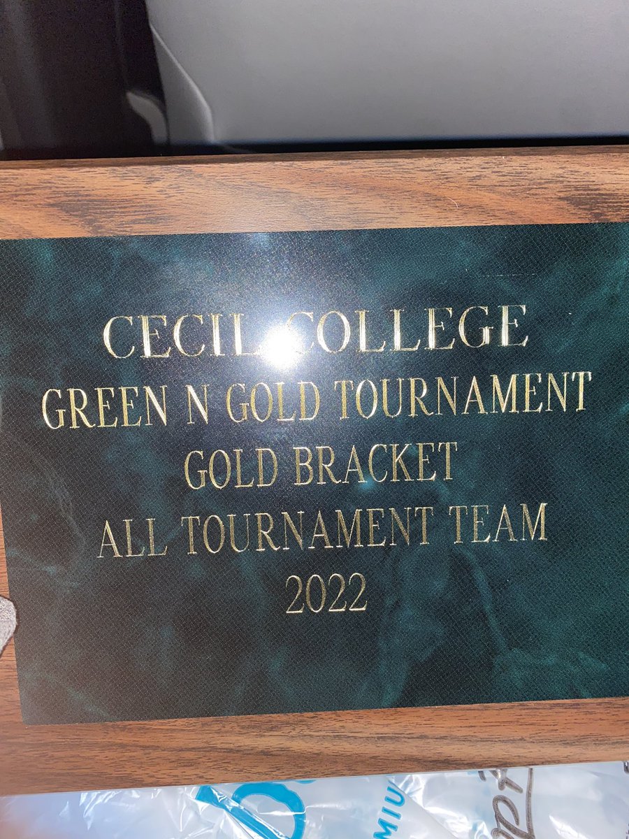 ImKellyTurnerJr's tweet photo. Won the Cecil college tournament and made all tournament team #ggca #basketball #tourtament #trophy https://t.co/BqVHrWgM44