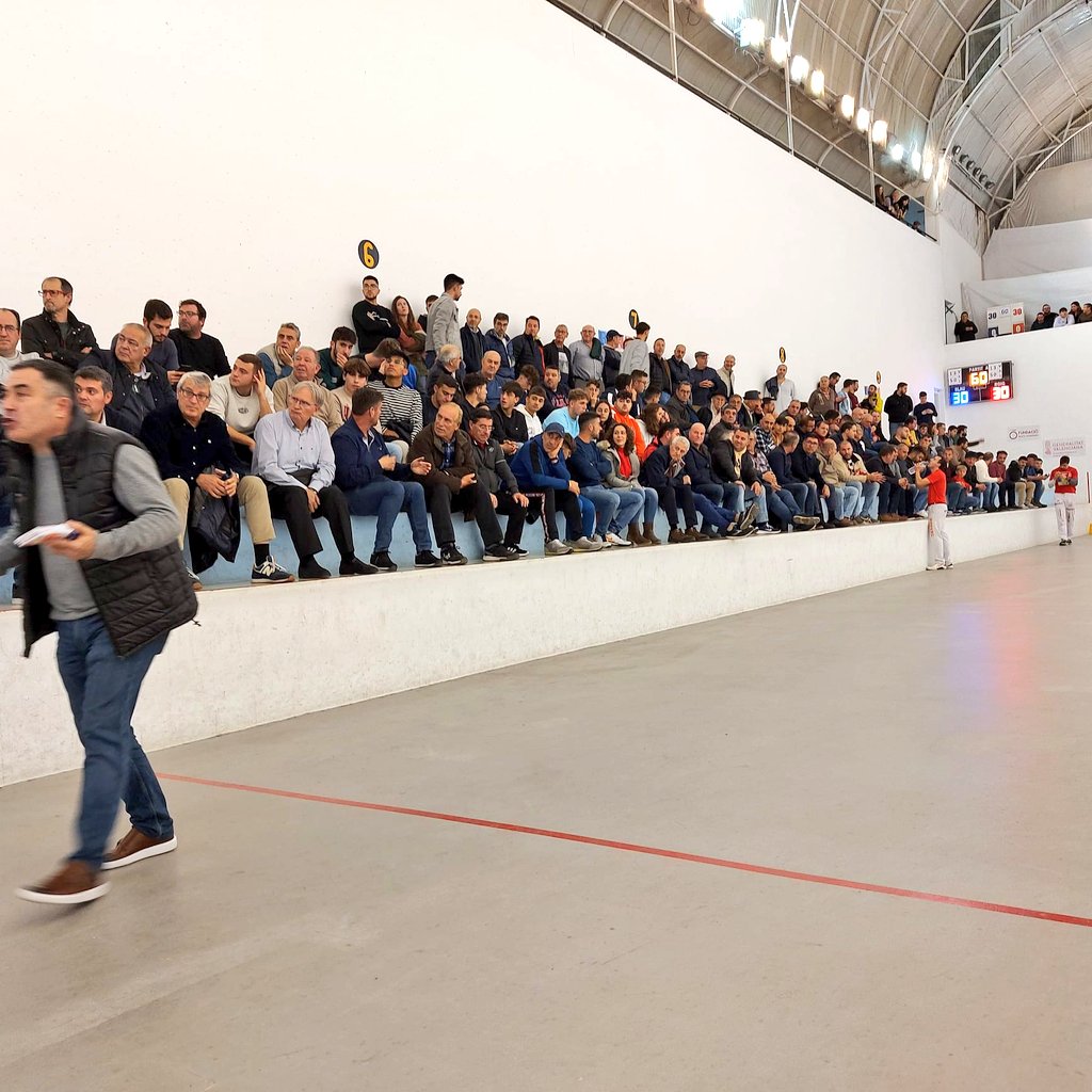 funpival's tweet photo. 📢 Resultat final!

🏆 Final del XXXIII Trofeu Nadal de @BenidormAyto - Memorial Vicente Pérez Devesa

📍 Benidorm

55 🔴 Puchol II i Héctor
60 🔵 Giner i Pere

#pilotaprofessional https://t.co/RTVrT401xT