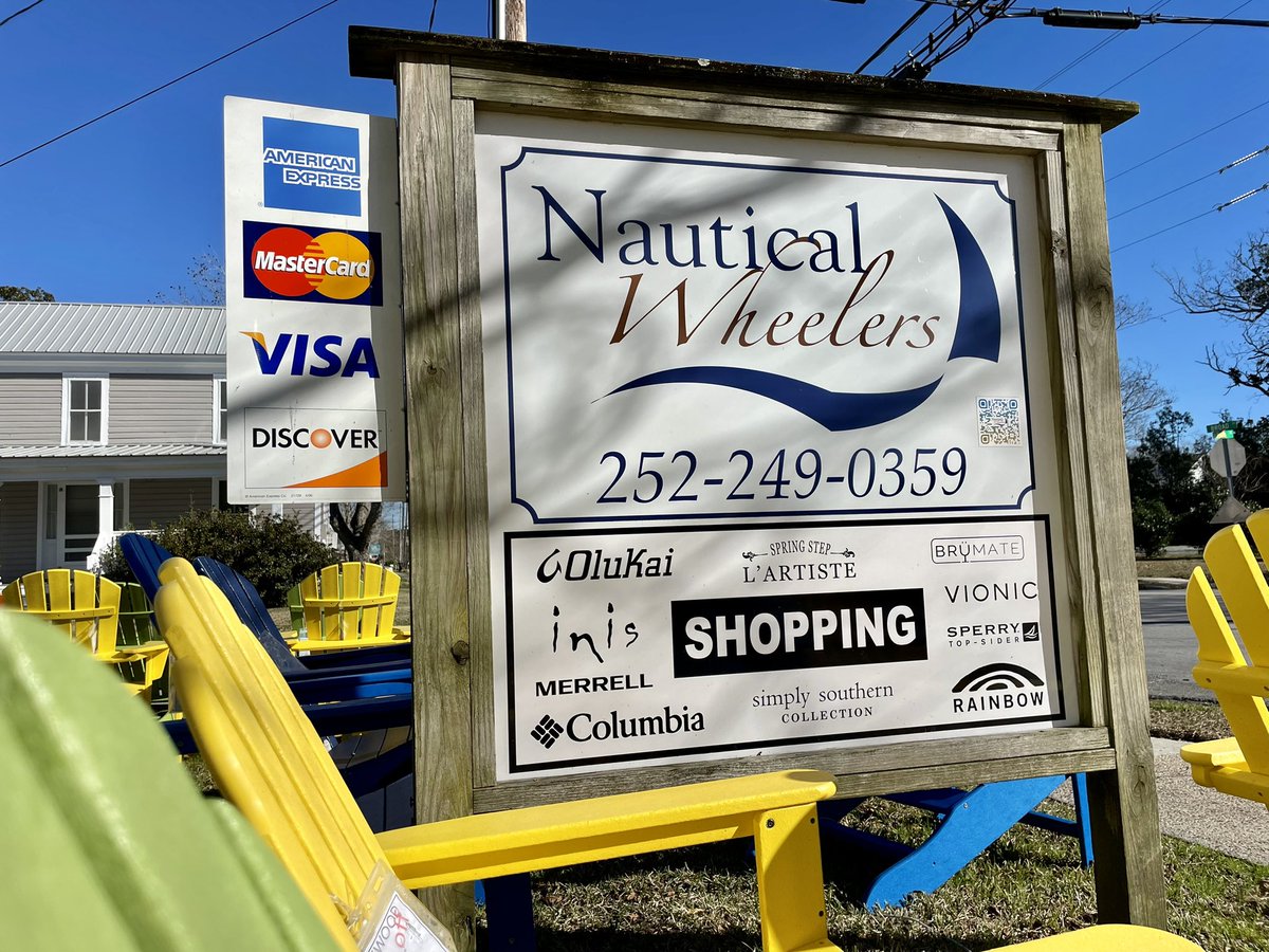 Nautical Wheelers was the focus point of my multimedia package. Amazed to learn about all the struggles the owners had to go through to now be an extremely successful business. #convergence381