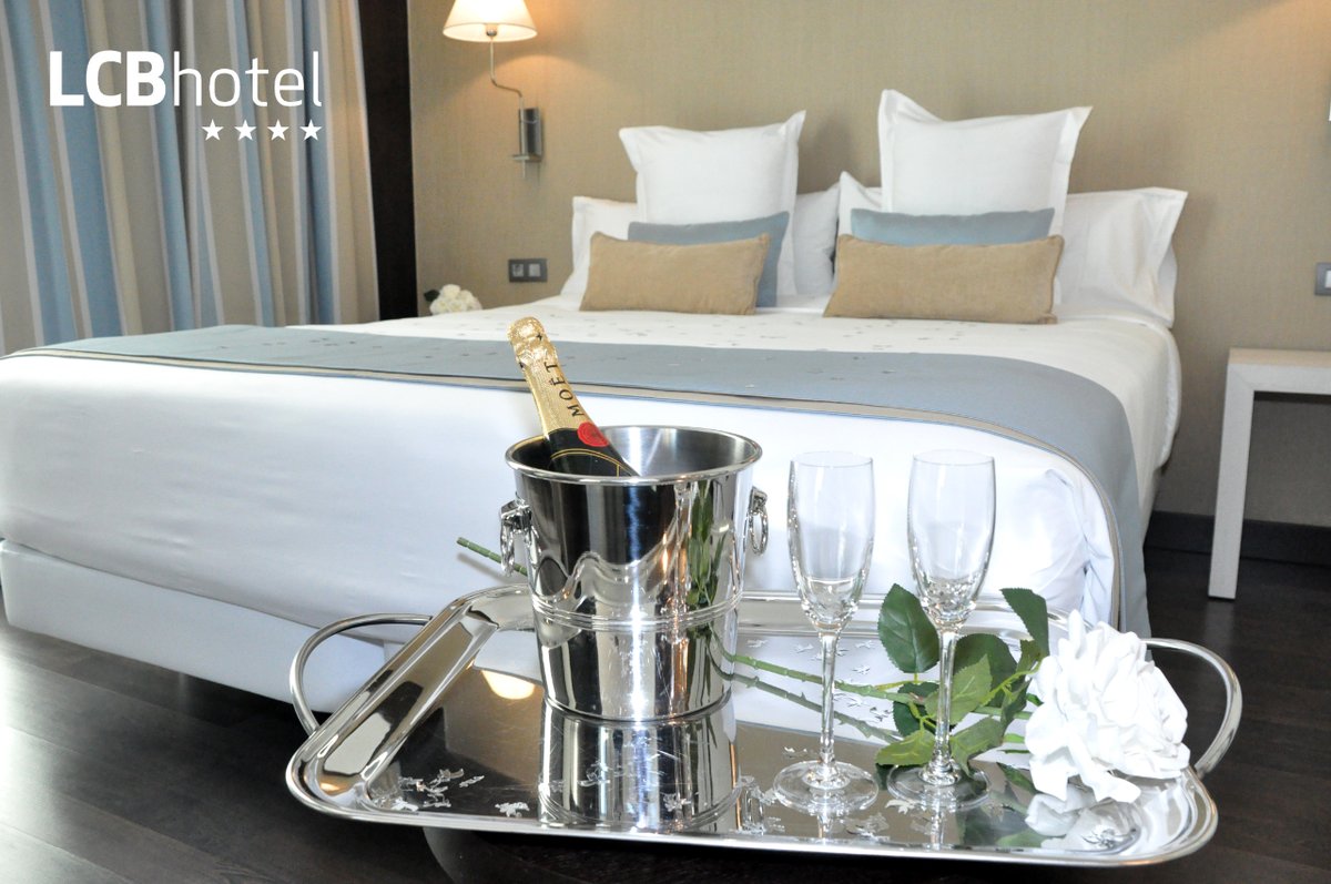 Hotel 4* LCB tweet media