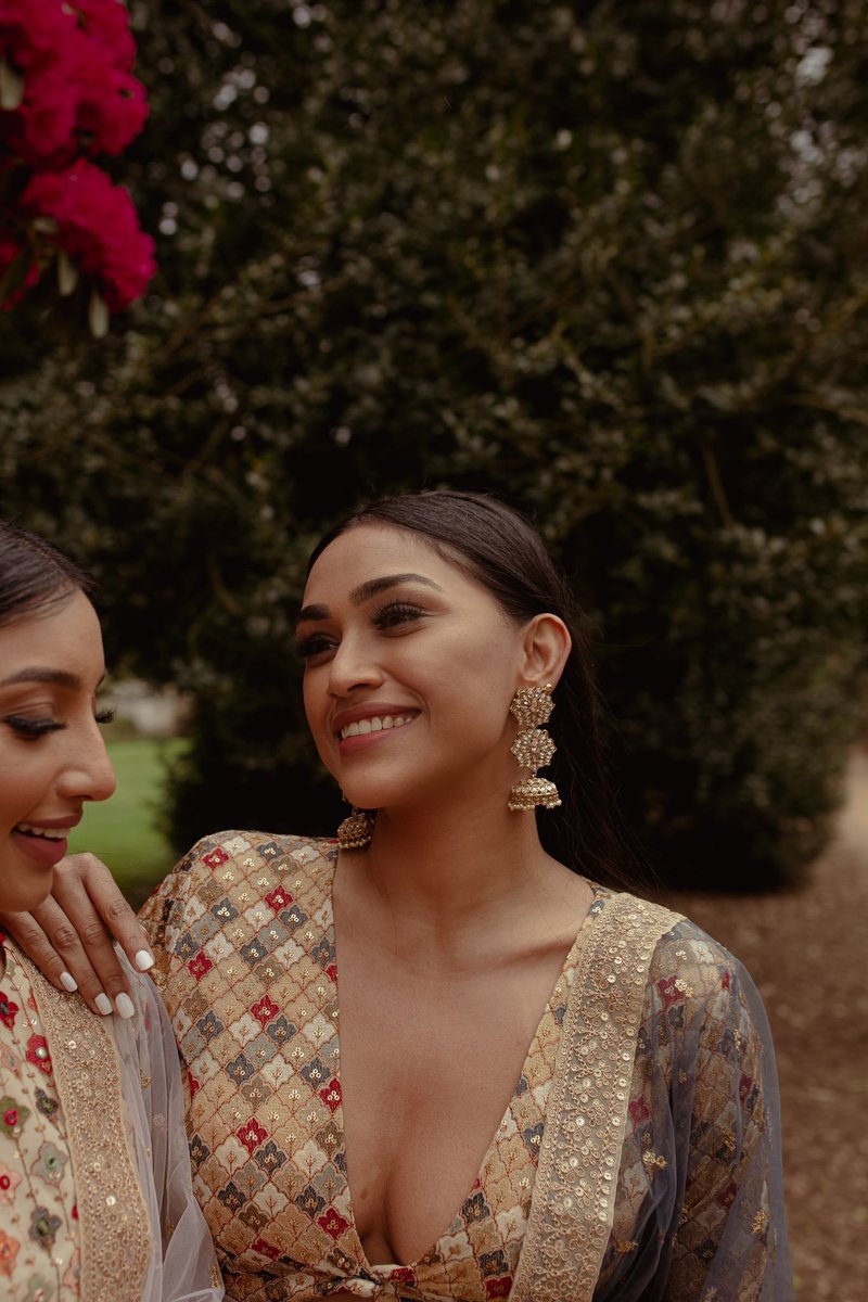 loukiyaa's tweet photo. Mughal Collection • Navy Blue Mufti Work Lehenga On Sale

https://t.co/vo87JFHNC1

#lehenga #desi #indianwedding #weddingdress #lehengacholi #duppatta #SouthAsian #tamilwedding #Indian #southindianbride #bollywood #bollywoodstyle #bollywoodwedding https://t.co/vfr39W6Hwk