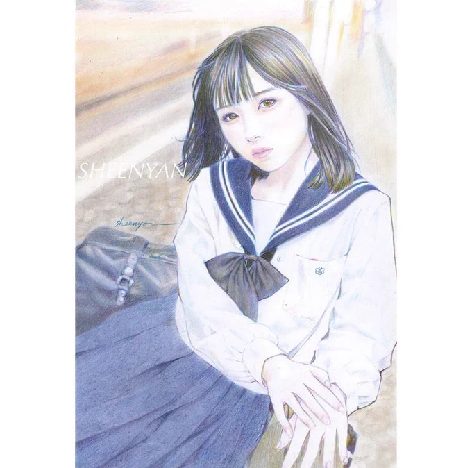 #今年も残りわずかなのでお気に入りの4枚を貼るこちらは似顔絵編今年はちょっとカッコいい雰囲気に憧れました趣味の似顔絵はお仕事やオリジナルの合間だったので、もっとたくさん描いて更に練習できたらいいな〜では年明けにまた、皆さま良いお年を#色鉛筆画 #3色 #似顔絵 #趣味絵 