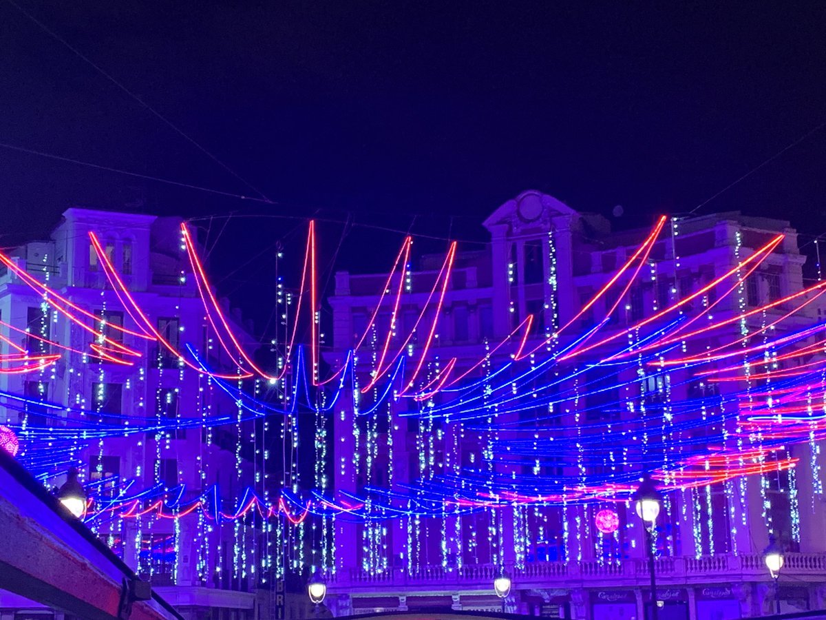 GarriMiguel's tweet image. #Naviluz #Madrid