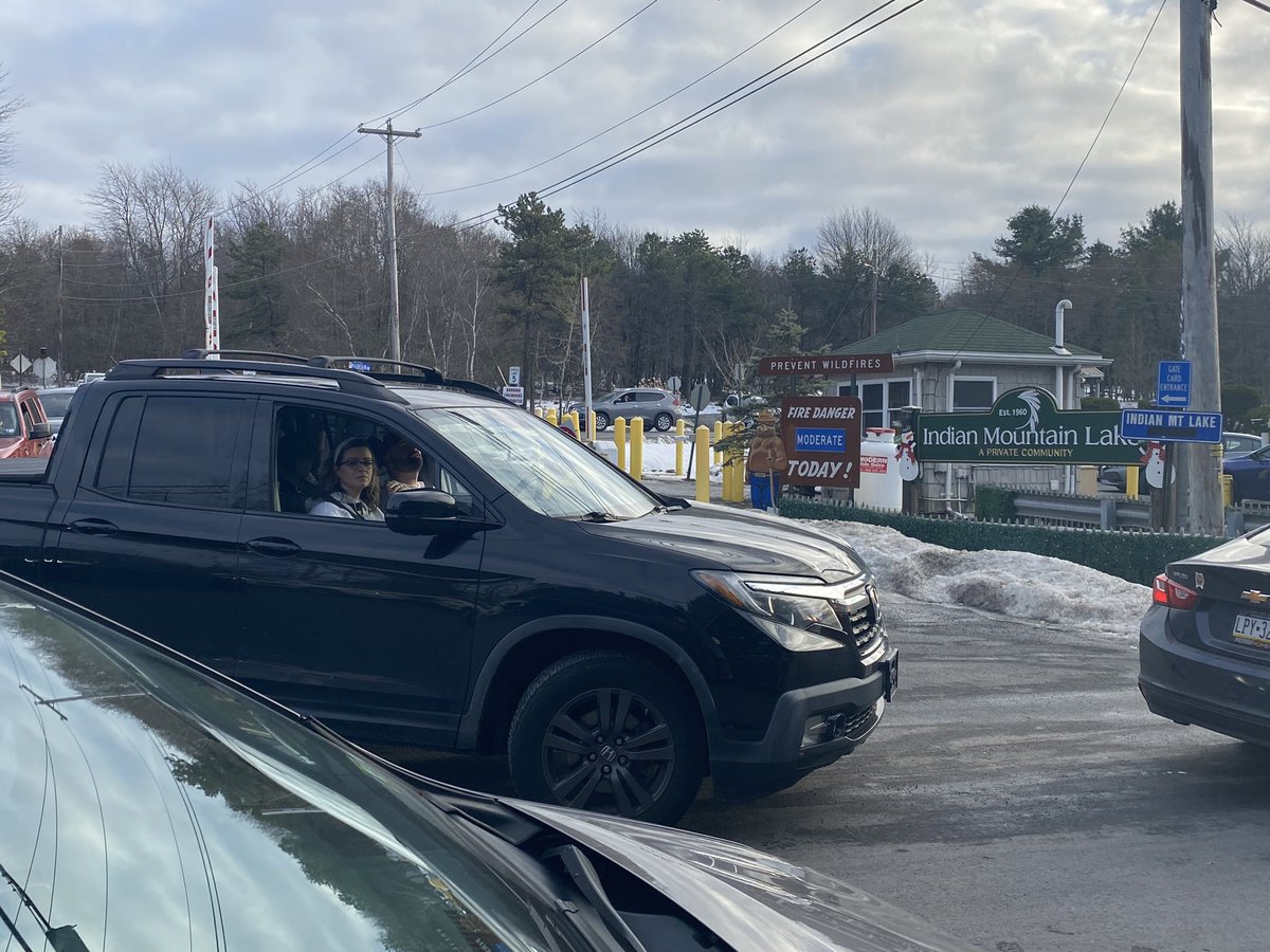 StopEndlessWar on Twitter "RT DaveScarnato Heavy police presence at the entrance of Indian