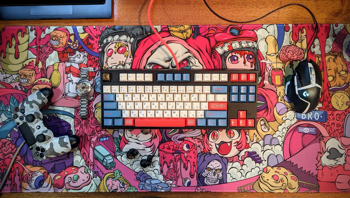 dilkROM's tweet photo. Took 1 day off over the holidays. Non-stop working. But happy & thankful. The last 5 years have been non-stop learning & yet I have the energy for another 5+. Let's go!
Also, holiday work setup makes me happy w/ every click & every keystroke.
#art #mx #Leopold #Bento #BroCaps https://t.co/R8Mc3gjLNm