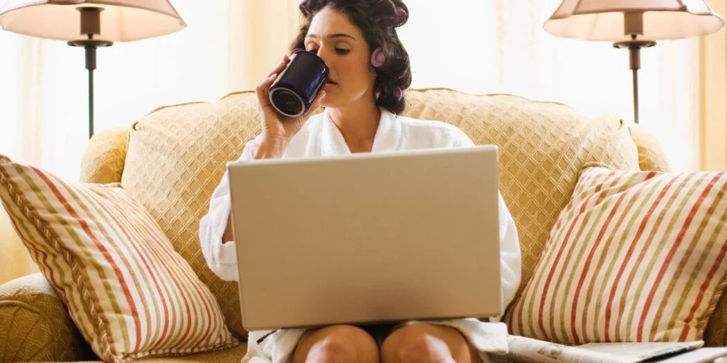 As more of the PR industry turns to remote and work from home, how are people adapting? Alexis Parchman takes a look on our site at siuprssa.com/2022/12/19/how…