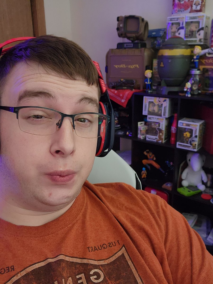 Check me out tonight on #twitch! I'll be streaming <a href="/Minecraft/">Minecraft</a> Pixelmon stream 7pm CT!
I'll also be doing a #newyearseve stream to ring in the new year! I'm talking about something special this time! Let's hear #NewYearsResolutions so stop by the stream! twitch.tv/thenamesfumbls