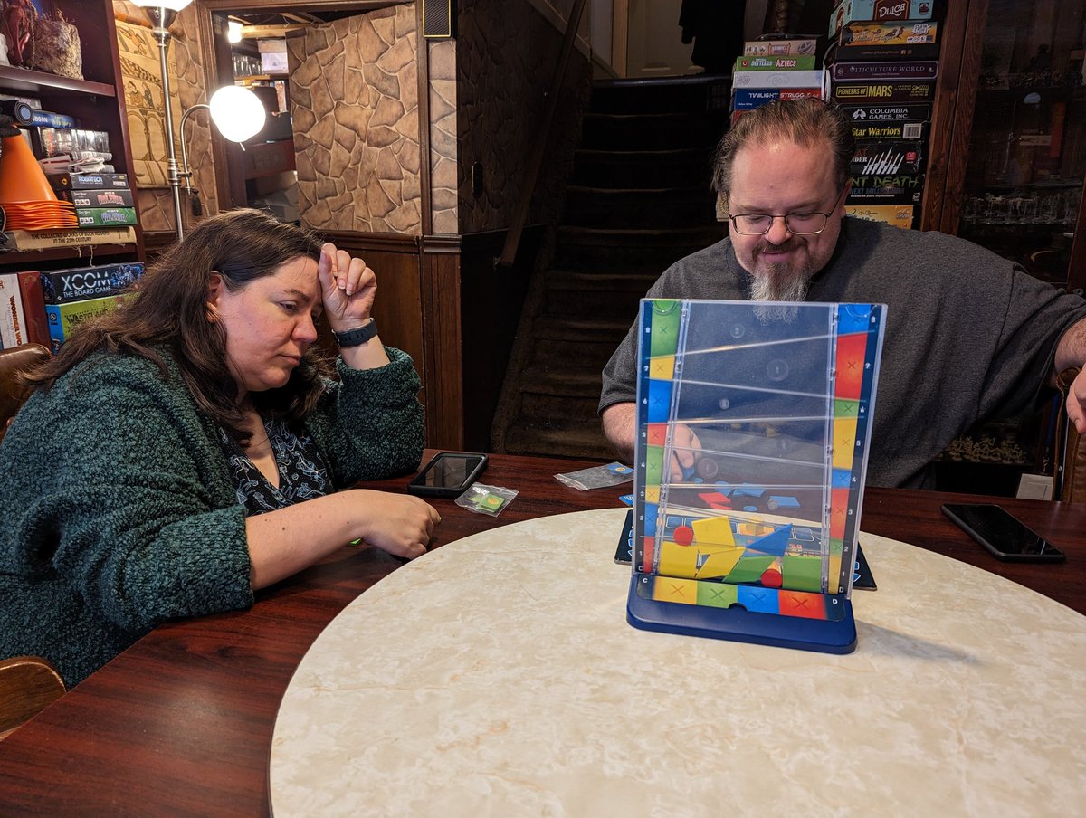 TabletopBellhop's tweet photo. The first game of It's Not #SeanCon is Drop It from @ThamesAndKosmos https://t.co/GmdxyI15L1
