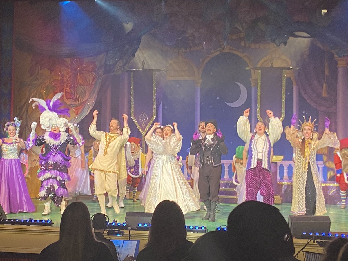 BryonyPearce's tweet photo. #bridpanto why not? https://t.co/voL8yQ2WIm