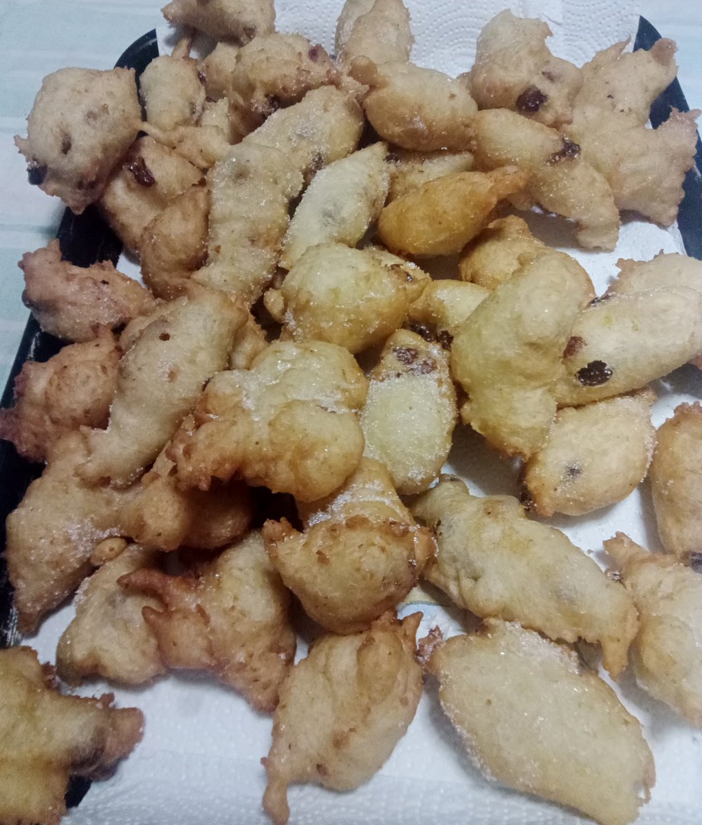 AbruzzoNomade's tweet photo. Che festività natalizie sarebbero, senza? 😉😋🤩
#caggiunitte #cavciunitte #turcinille #caggionetti #torcinelli #Abruzzo https://t.co/UKI12NbJIs