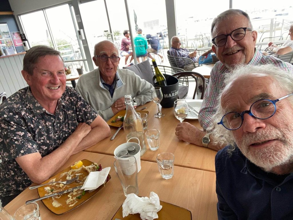 thefootyalmanac's tweet photo. What happens when four Almanackers walk into a yacht club? Roger Lowrey's account provides the answers. https://t.co/GRDXcuRwV4 @thefootyalmanac #RogerLowrey #PeterFuller @blenheimboy2 @colinritchie61 https://t.co/4iZUKCvLx0