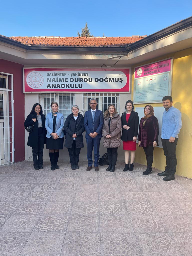DurduNaime's tweet photo. M.Eğt.Bak.ğı Daire Bşk. Sn.Ayşe KULA, Proje Koord. Sn.Nihal GÖZÜYAŞLI proje kapsamında değerlendirme yapmak üzere Okulumuzu ziyaret ettiler.
@HayrettinnCiCEK @tuncay_morkoc @yasintepe @erdalkilinc27 @MetinMengilli @NGozuyasli @nurten_tmz @glbntabakcioglu @GantepECE  @sahinbeymem https://t.co/p3tBkXcK1Y