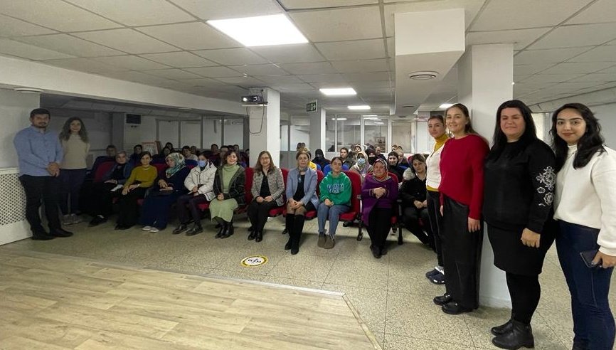 DurduNaime's tweet photo. M.Eğt.Bak.ğı Daire Bşk. Sn.Ayşe KULA, Proje Koord. Sn.Nihal GÖZÜYAŞLI proje kapsamında değerlendirme yapmak üzere Okulumuzu ziyaret ettiler.
@HayrettinnCiCEK @tuncay_morkoc @yasintepe @erdalkilinc27 @MetinMengilli @NGozuyasli @nurten_tmz @glbntabakcioglu @GantepECE  @sahinbeymem https://t.co/p3tBkXcK1Y