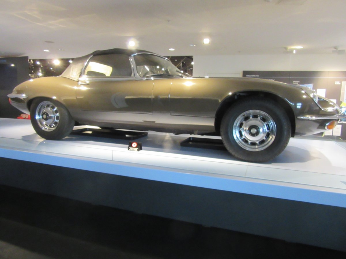 @jasonrowphoto 1974 Jaguar E Type at Coventry Transport Museum