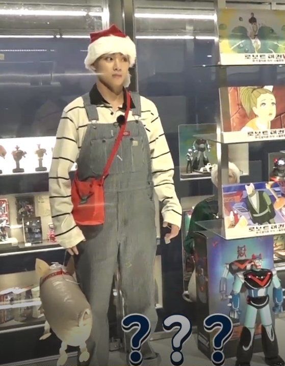 contextlesshl's tweet image. 