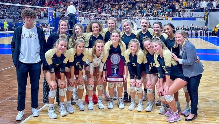 RCHS girls varsity volleyball made it to the state finals for the first time in school history. Read more here: 
l8r.it/cIgO

#CastlePinesConnection #ALittleGoodNews