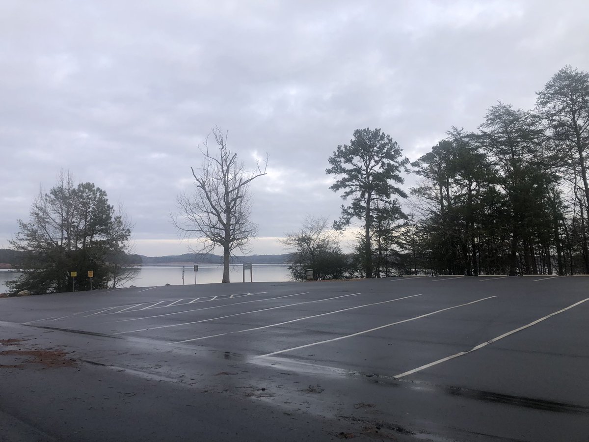 mtn_misdeeds's tweet photo. Back on the road again and struggling to get to reasonable mileage. May have taken off for too long. It begins with showing up. #running #notbuiltinaday https://t.co/dSSQ67Wy3i