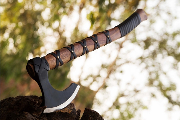 craft_knife's tweet photo. Hand forged Axe for men🗡️🔪
Inbox us for order 🗡️🔪
#HappyNewYear2023 #craftknife https://t.co/Mp9puXJiT2