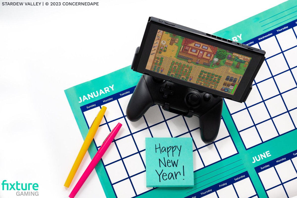 FixtureGaming's tweet photo. #HappyNewYear, Fixture fans! We're kicking off 2023 with a weeklong BUNDLES SALE!

🎮$5 off both the #FixtureS1 and #FixtureS2 Carrying Case Bundles
🎮$10 off the ULTRA bundles

All sales last through Saturday, January 7 on @Amazon: 
https://t.co/SBPCQTuPaS

#newyear #newyearsale https://t.co/vYMht0EY1O