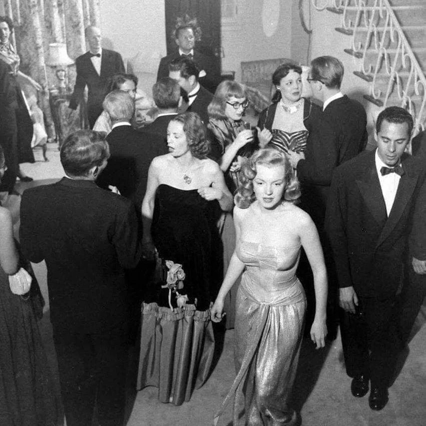 Clubpassionmar2's tweet photo. #Marilyn #MarilynMonroe #clubpassionmarilyn #samspiegel #johnnyhyde #fredkarger https://t.co/4s2r2SwEM0