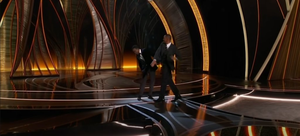 Acontecimento Internacional do Ano. Gala dos Óscares marcada por agressão de Will Smith a Chris Rock - espalhafactos.com/2022/12/30/aco…