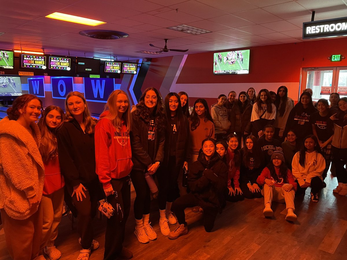 NW Girls Basketball tweet media