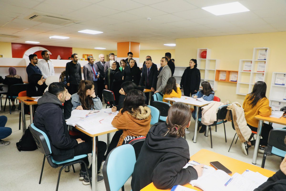 nazlidemirrr's tweet photo. Sayın Valimiz Osman Bilgin’in teşrifleri ile ilçemiz Cudi mahallesinde bulunan vakıf hizmet binamızda vakfımıza bağlı Çocuk Gelişim Merkezimizi hizmete açtık. Akıl oyunları,robotik kodlama,ders çalışma salonları ve kütüphaneden oluşan merkezimiz çocuklarımıza hayırlı olsun. https://t.co/0d737GunuU