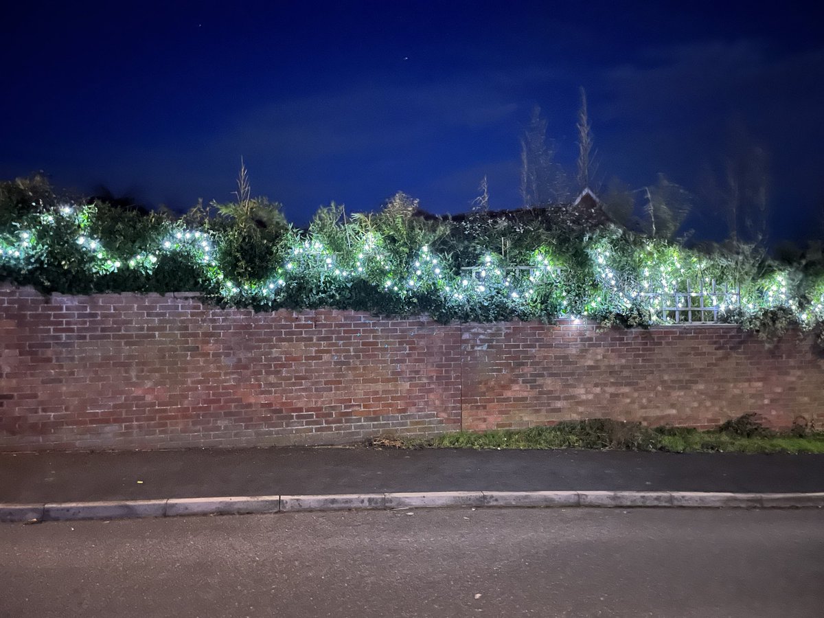 Anna Maria Croot (@annacroot) on Twitter photo #CTGchristmaslights #fmlnetwork (still laugh at that # <a href="/Sblackwell192/">Sarah blackwell</a>) <a href="/niccoliandris/">nichola coliandris</a> <a href="/georgena_leroux/">Georgena Leroux</a> <a href="/CatherineH_RM/">Catherine</a> #CTGchristmaslights #fmlnetwork (still laugh at that # <a href="/Sblackwell192/">Sarah blackwell</a>) <a href="/niccoliandris/">nichola coliandris</a> <a href="/georgena_leroux/">Georgena Leroux</a> <a href="/CatherineH_RM/">Catherine</a>