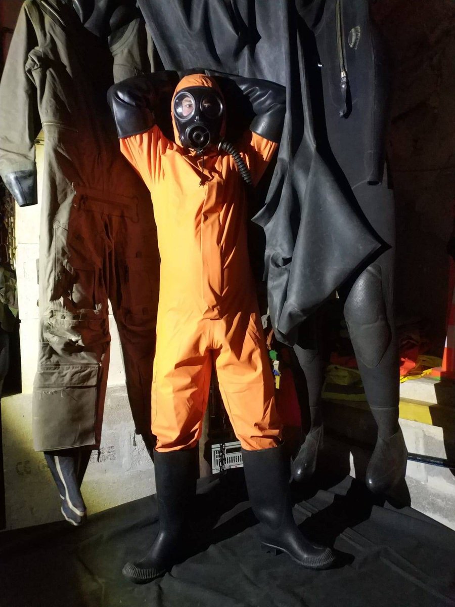 Latexmaster8 on Twitter "Never too much rubber."