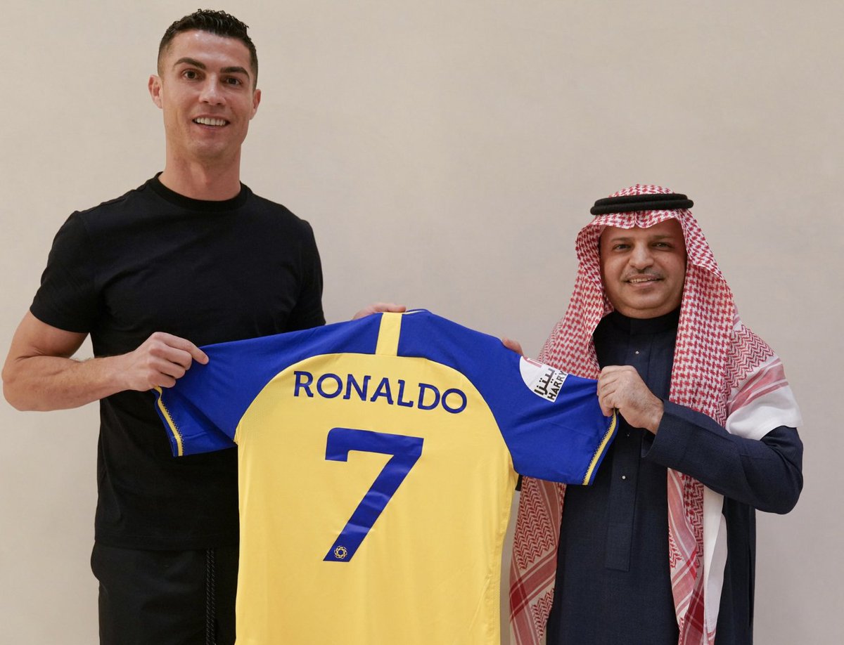 maxrushden's tweet photo. This by @jonawils is really interesting.  Why Ronaldo doesn't suit Al Nassr's pressing style: https://t.co/n4UCrqGryH https://t.co/0RGoC3z94h