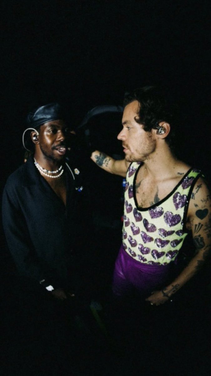 Harry Styles Updates. tweet media