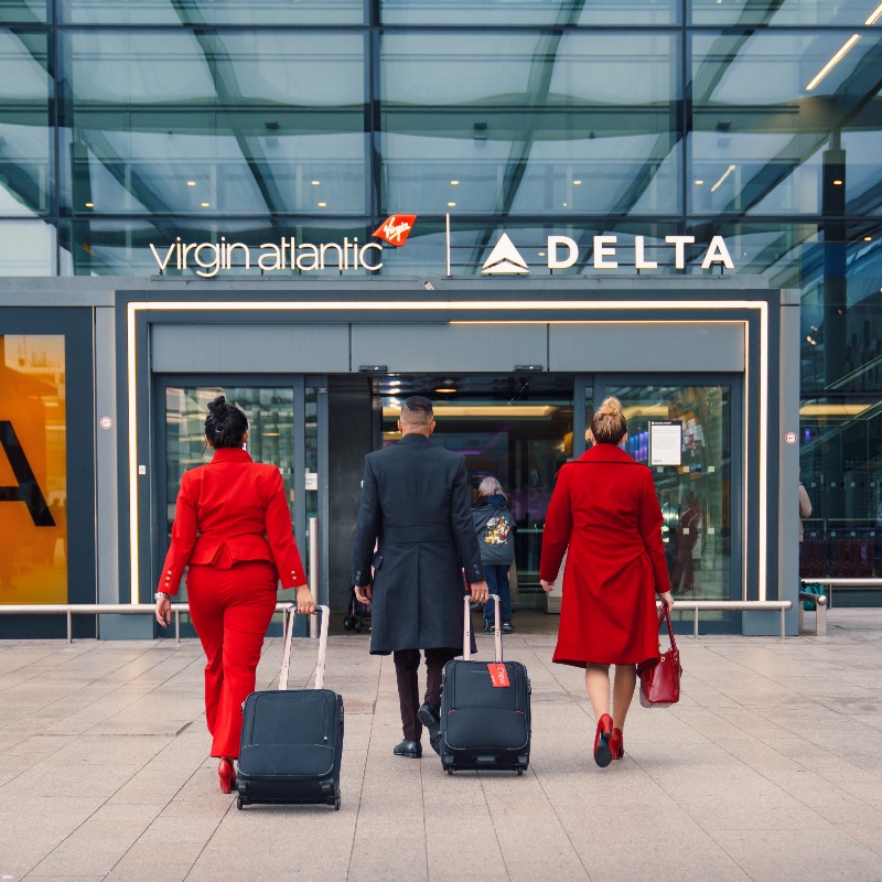 Walking into 2023 like....