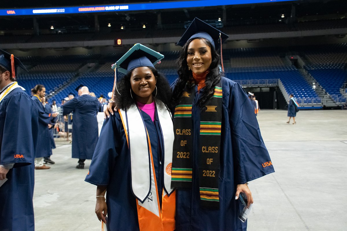 UTSA's tweet image. A shout out to the class of 2022 - we are so proud of your accomplishments. Now and forever. 🤙 

#UTSA #UTSAGrad22