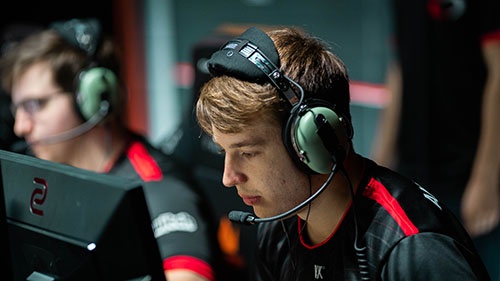 esports_ottawa's tweet image. Hello #Bravesfamily today we would like you all to welcome Bradley &quot;ANDROID&quot; Fodor to our family! @ANDR0IDX23 is pursuing his bachelors in Sports Psychology, and he will be representing our #Ottawabraves as a member of our Valorant team! Bradley&apos;s achievements go as follow: