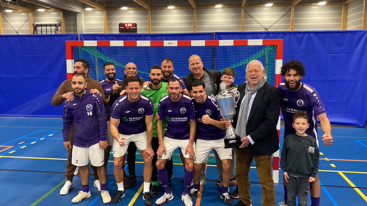 freddyeikelboom's tweet photo. Het #JovanMarletoernooi2022 is deze editie gewonnen door @vvdiezewest na een 2-1 zege (Na verlenging) op @vvwvf in een zinderende en spannende finale

#zwolle #wrzvhallen https://t.co/JgqFvfxs2c