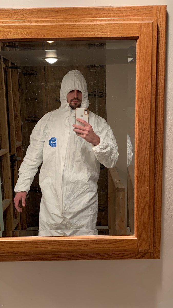 Carter33Menz's tweet photo. Super suit https://t.co/g3HTxKhYU5