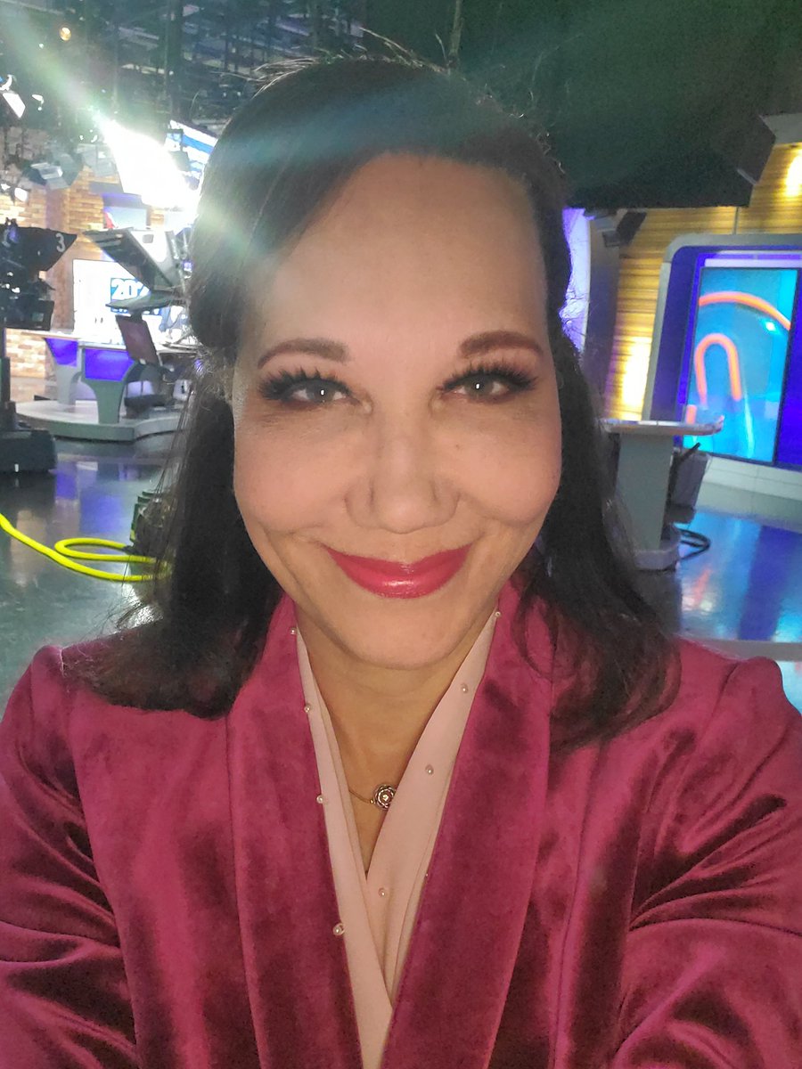 Lori Pinson's Instagram, Twitter & Facebook on IDCrawl