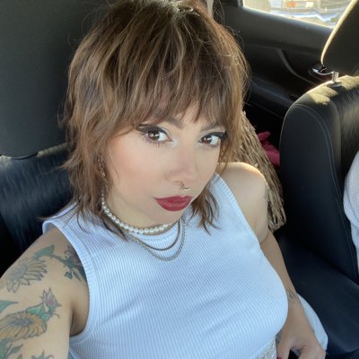 melissahyfr's tweet photo. #NewProfilePic https://t.co/qIY04IKvfO