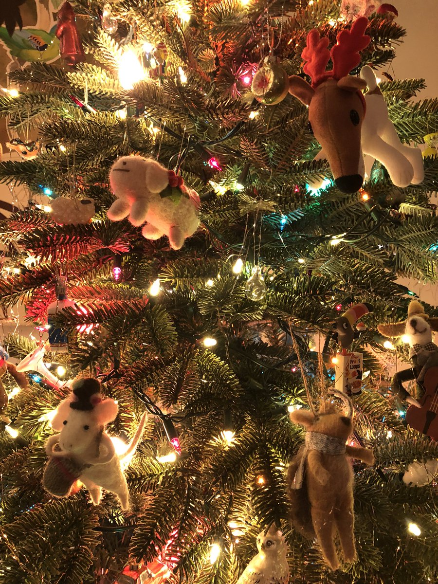 TonyCava's tweet photo. #SomethingBeautiful Bellingham Christmas Archive- Still ‘tis the season. Olive The Other Reindeer with felt pig, mouse, and squirrel friends. December 17, 2022. #Christmas #ChristmasTree #ChristmasOrnaments #OliveTheOtherReindeer #FeltAnimals #TisTheSeason https://t.co/GY1gdShS9e