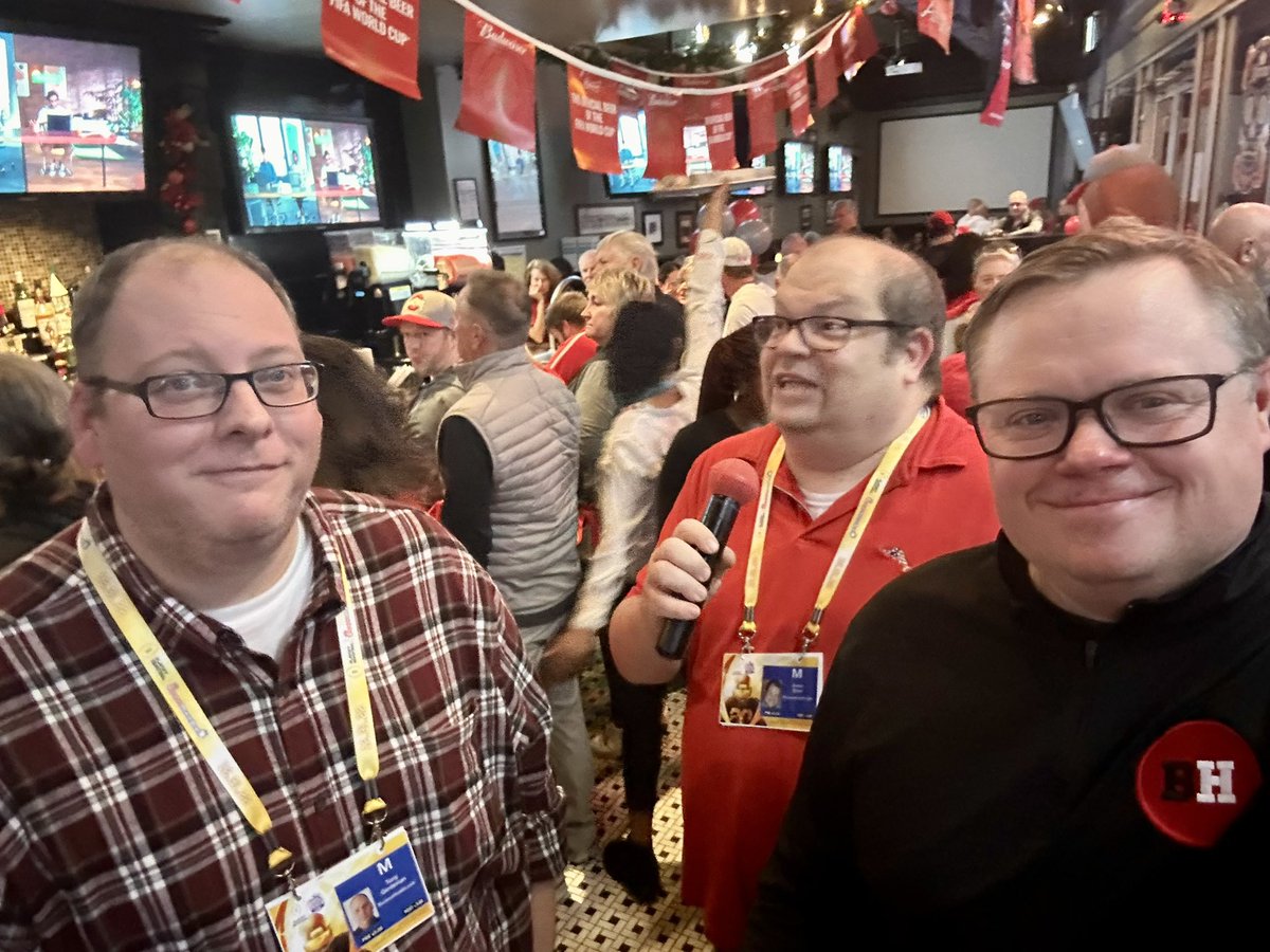 Tom Orr (@tomorr4) on Twitter photo Honored to get a chance to speak to the <a href="/osuatl/">Ohio State Alumni Club of Atlanta</a> and <a href="/OhioStateAlumni/">Ohio State Alumni</a> event in Atlanta tonight.
Thanks for inviting <a href="/TonyGerdeman/">Tony Gerdeman</a> <a href="/Kevin_Noon/">Kevin Noon</a> and me to preview the game. Honored to get a chance to speak to the <a href="/osuatl/">Ohio State Alumni Club of Atlanta</a> and <a href="/OhioStateAlumni/">Ohio State Alumni</a> event in Atlanta tonight.
Thanks for inviting <a href="/TonyGerdeman/">Tony Gerdeman</a> <a href="/Kevin_Noon/">Kevin Noon</a> and me to preview the game.