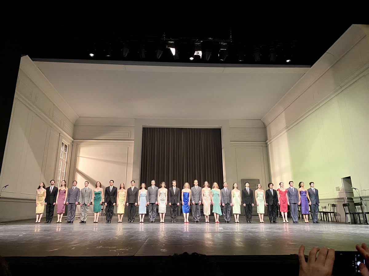 Guiguiii94's tweet photo. #Kontakthof ou une énième erreur de programmation au @BalletOParis : œuvre hyper longue (la 1ère partie…) en décembre par une troupe classique qui n’y apporte rien.
Jocqueviel et Ranson fabuleuses, Osmont hilarante. Revoir une dernière fois Grinsztajn avant ses adieux demain. https://t.co/VF75TMyddt